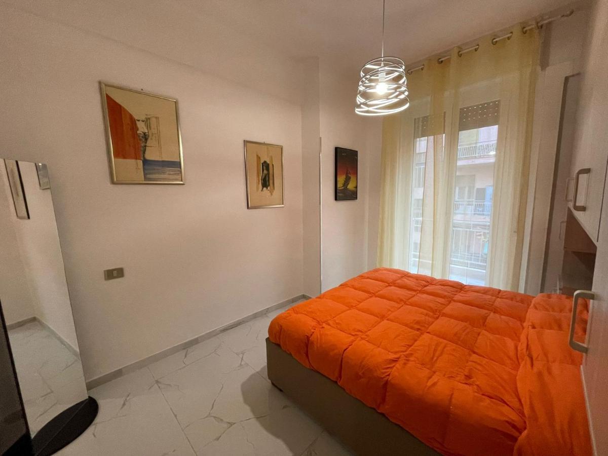 Wh - Dolce Vita - Bilocale - 5 Minuti Dal Centro - Parcheggio Gratuito - Wifi Санремо Екстер'єр фото